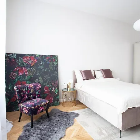 Real Deluxe Next To Danube 公寓 布达佩斯