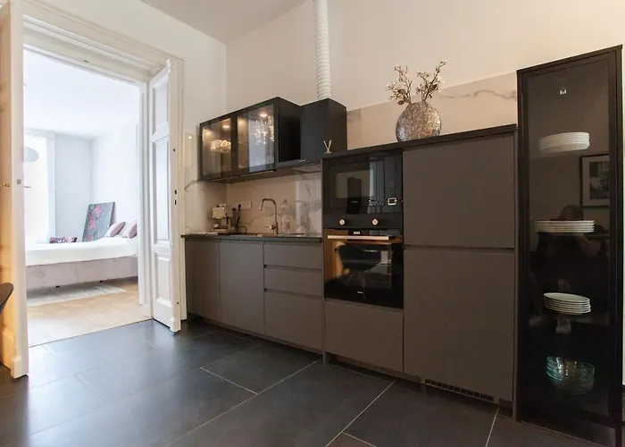 Appartement Real Deluxe Next To Danube Budapest