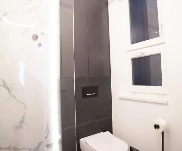 Real Deluxe Next To Danube *