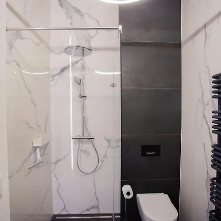 Real Deluxe Next To Danube Daire