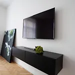 Real Deluxe Next To Danube * Budapest