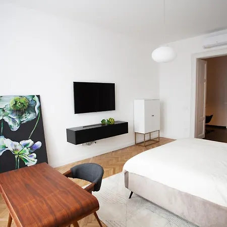 Appartement Real Deluxe Next To Danube
